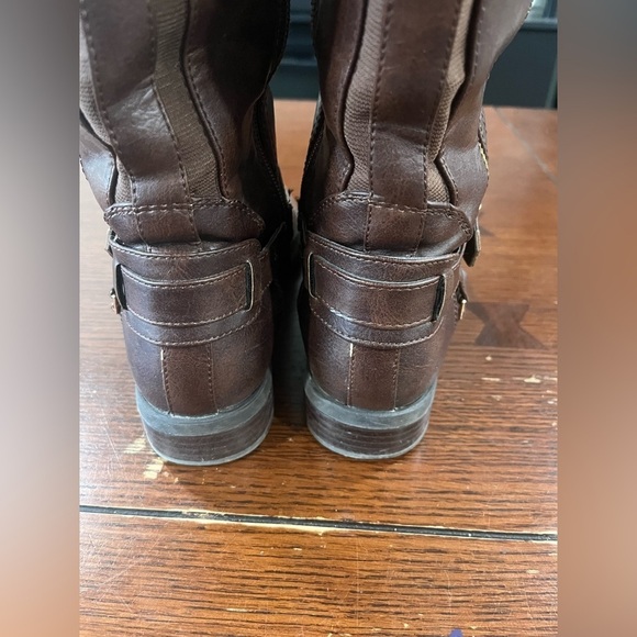 G by GUESS Harson Tall Riding Boots Buckle Detail Brown, size 8 🥾 - Picture 7 of 14